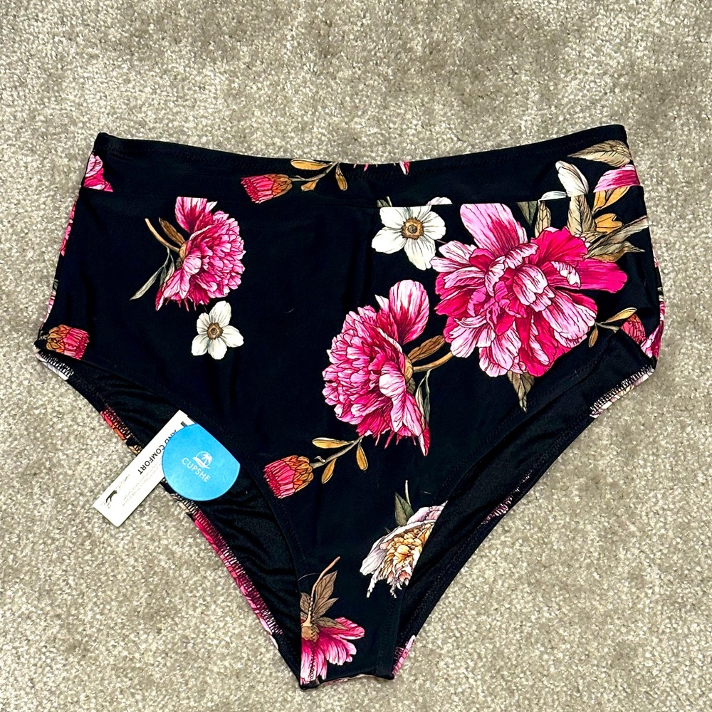 Cupshe Black Floral Bikini Bottoms